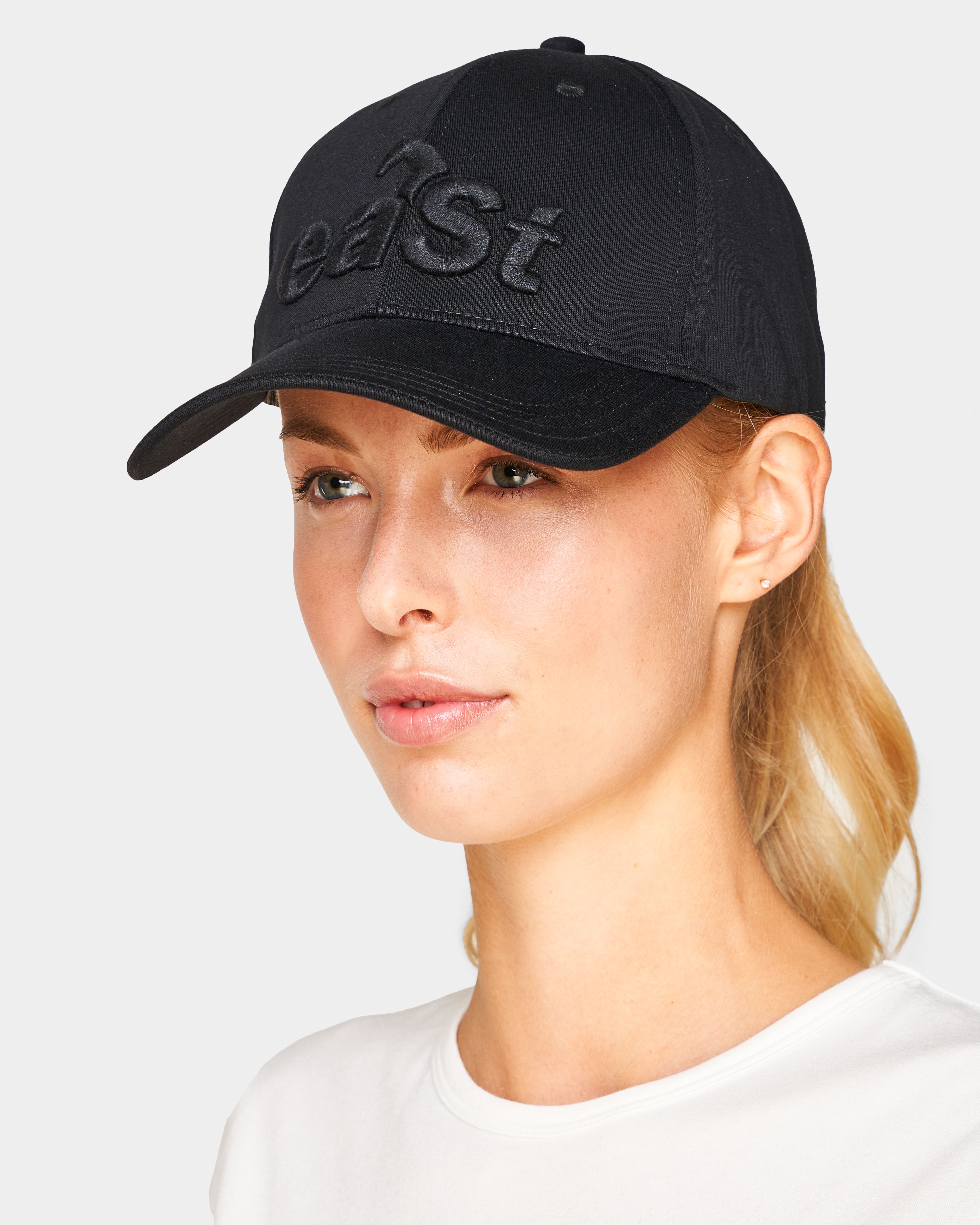 eaSt Cap | Black | one size