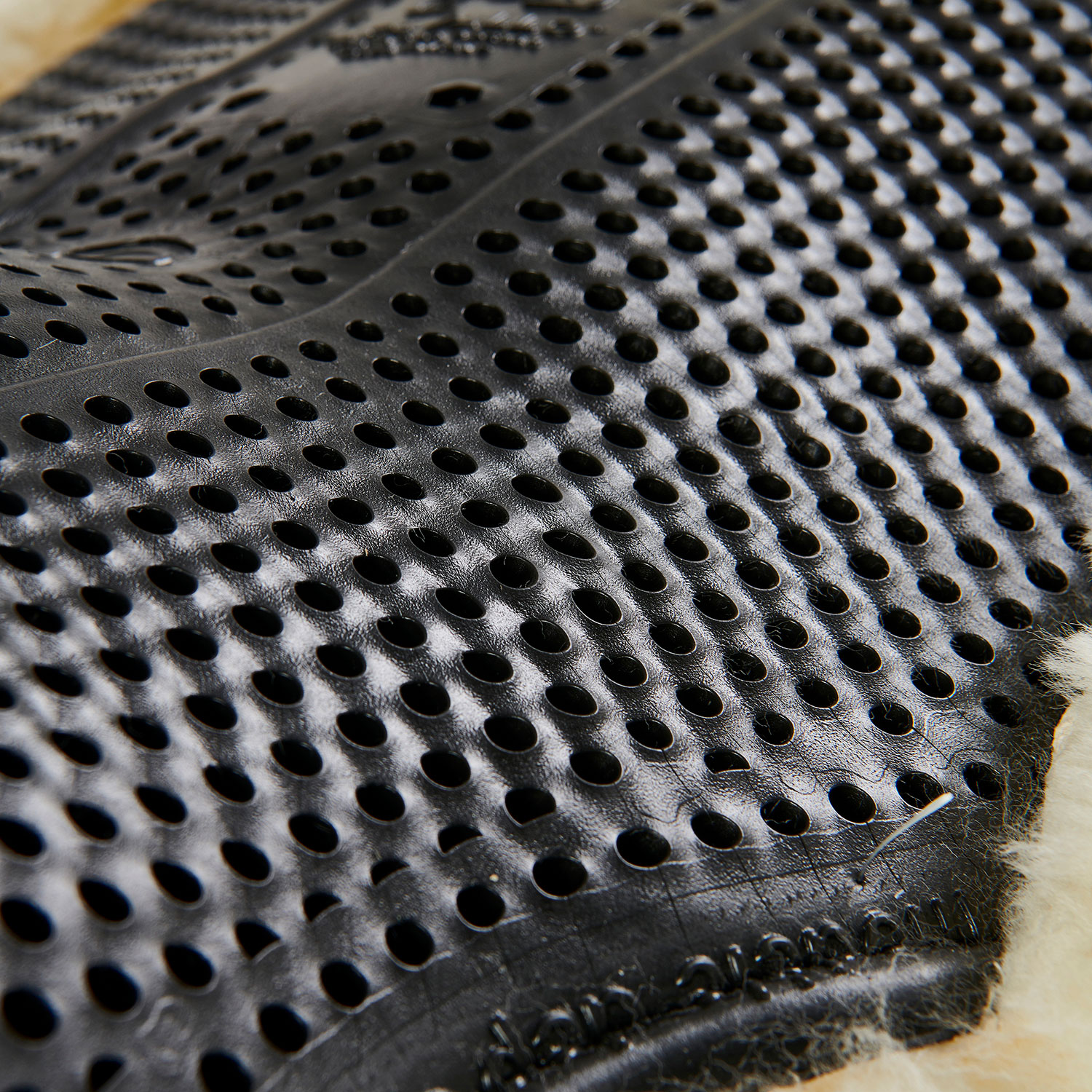 Acavallo | Gel Pad Engkontakt mit Schaffell Natur | Gel Pad Schwarz | XL